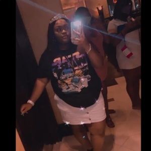 Meet your Posher, Mya